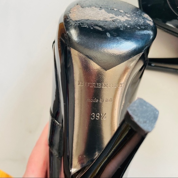 Burberry Patent Leather Zip Booties- Black EU 39.5 - Picture 4 of 12